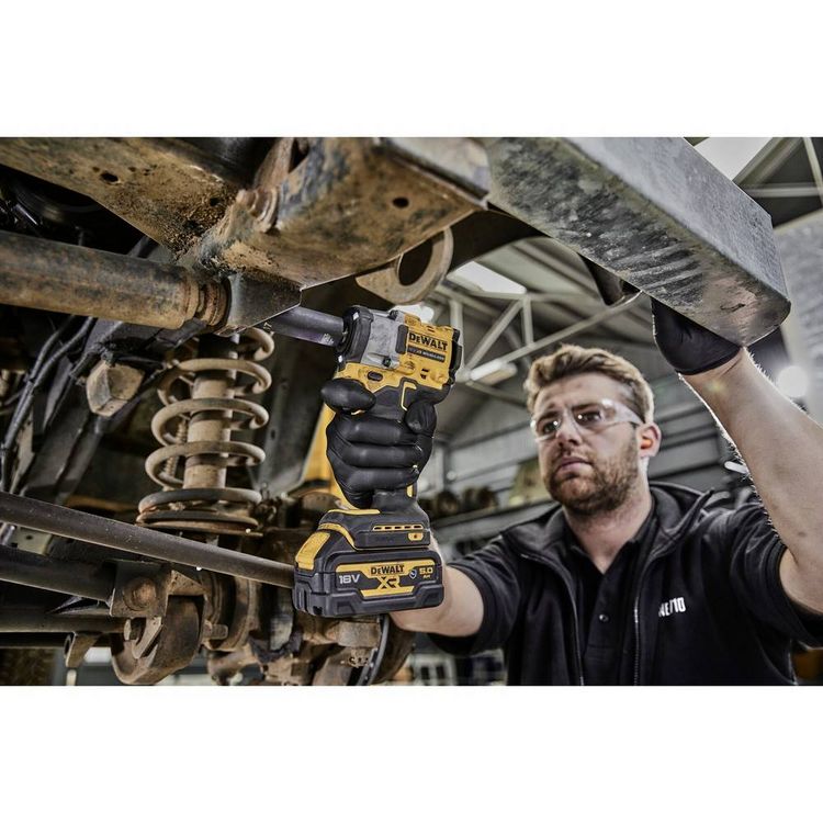 Produktbild: DEWALT DCF921NT-XJ Akku-Schlagschrauber