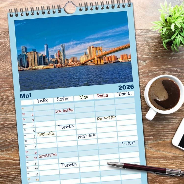 Produktbild: Familienplaner 2026 - Die 12 meistbesuchten St&auml;dte der Welt mit 5 Spalten (Wandkalender, 21 x 45 cm) CALVENDO