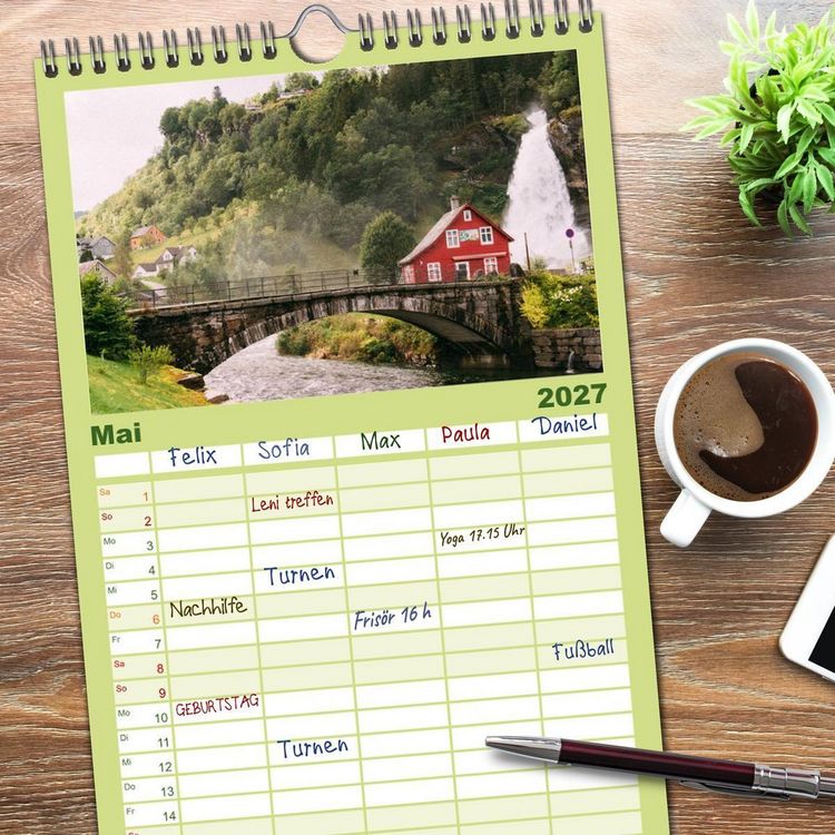 Produktbild: Familienplaner 2027 - Norwegen - Das wundersch&ouml;ne Land im Norden. mit 5 Spalten (Wandkalender, 21 x 45 cm) CALVENDO