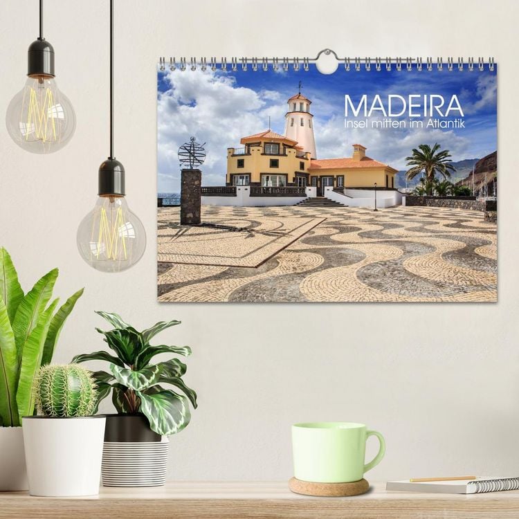Produktbild: Madeira - Insel mitten im Atlantik (Wandkalender 2026 DIN A4 quer), CALVENDO Monatskalender