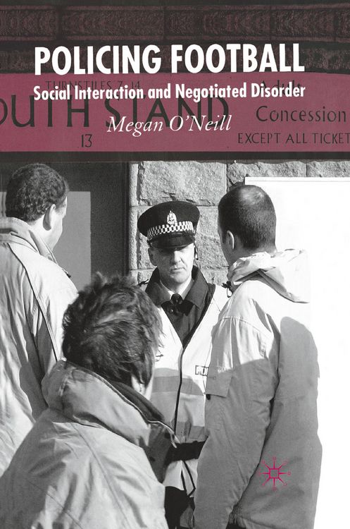 Produktbild: Policing Football
