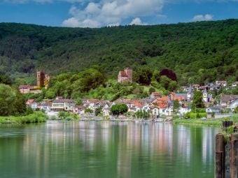 Produktbild: CALVENDO Puzzle Neckarsteinach - Die Vierburgenstadt 1000 Teile Puzzle quer | 1000 Teile Lege-Gr&ouml;&szlig;e 64 &times; 48 cm Foto-Puzzle f&uuml;r gl&uuml;ckliche Stunden