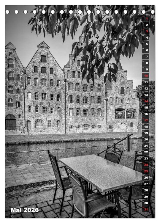 Produktbild: L&Uuml;BECK Monochrome Momente (Tischkalender 2026 DIN A5 hoch), CALVENDO Monatskalender