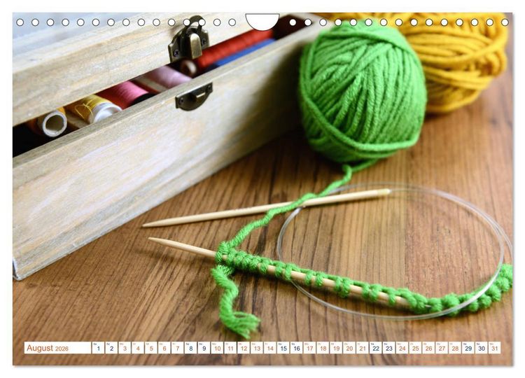 Produktbild: Kreatives aus Wolle - H&auml;keln, Stricken und Basteln (Wandkalender 2026 DIN A4 quer), CALVENDO Monatskalender