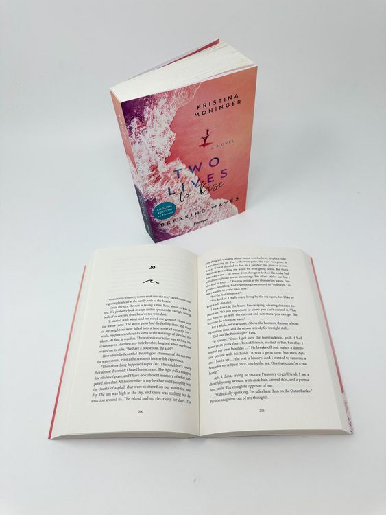 Produktbild: Two Lives to Rise: English Edition