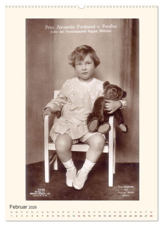 Produktbild: Erste Liebe - Teddyb&auml;ren auf alten Ansichtskarten (hochwertiger Premium Wandkalender 2026 DIN A2 hoch), Kunstdruck in Hochglanz