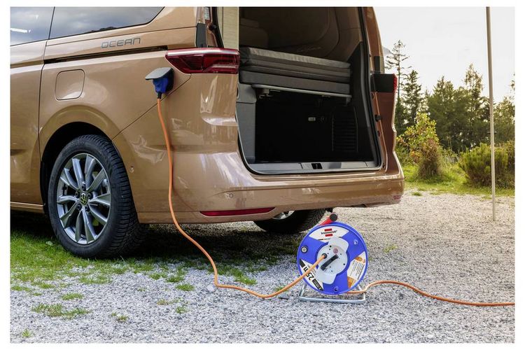 Produktbild: Brennenstuhl 1182470200 Camping-Kabeltrommel 25m Orange CEE-Stecker 16A 3polig