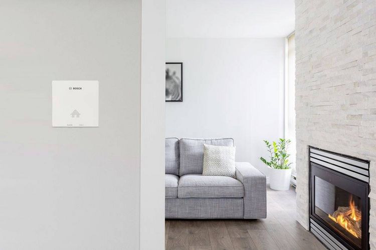 Produktbild: Bosch Home Comfort D-CO Kohlenmonoxid-Melder batteriebetrieben detektiert Kohlenmonoxid