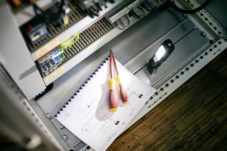 Produktbild: Brennenstuhl LED Handlampe HL 201 A 250 lm 1175430020