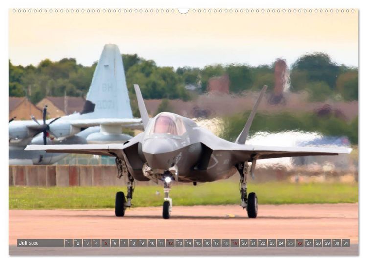 Produktbild: Milit&auml;rjets am Boden (Wandkalender 2026 DIN A2 quer), CALVENDO Monatskalender
