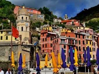 Produktbild: CALVENDO Puzzle Le Cinque Terre, Farbenfrohes Vernazza | 1000 Teile Lege-Gr&ouml;&szlig;e 64x48cm Foto-Puzzle f&uuml;r gl&uuml;ckliche Stunden