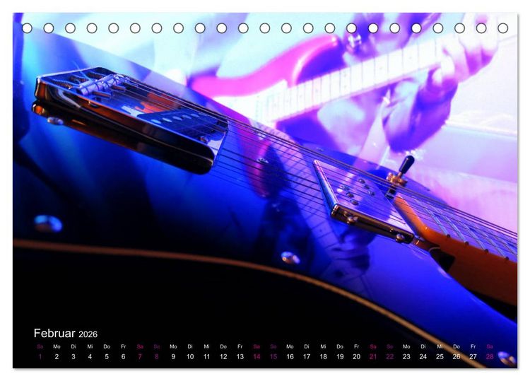 Produktbild: SPOTLIGHTS - Gitarren im Scheinwerferlicht (Tischkalender 2026 DIN A5 quer), CALVENDO Monatskalender