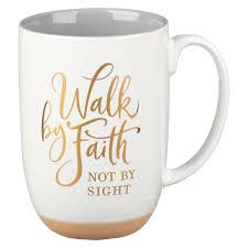 Produktbild: Walk By Faith White Ceramic Coffee Mug with Exposed Clay Base
