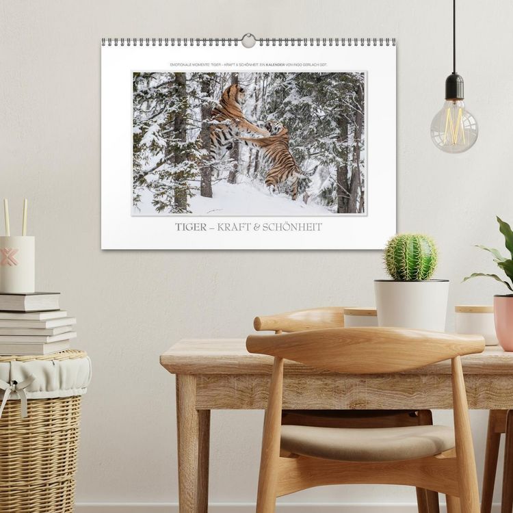 Produktbild: Emotionale Momente: Tiger - Kraft & Sch&ouml;nheit. / CH-Version (Wandkalender 2026 DIN A3 quer), CALVENDO Monatskalender