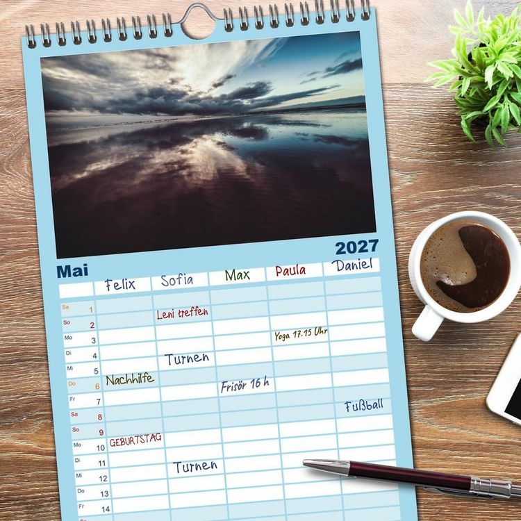 Produktbild: Familienplaner 2027 - Abendlicht &uuml;ber der Nordsee mit 5 Spalten (Wandkalender, 21 x 45 cm) CALVENDO