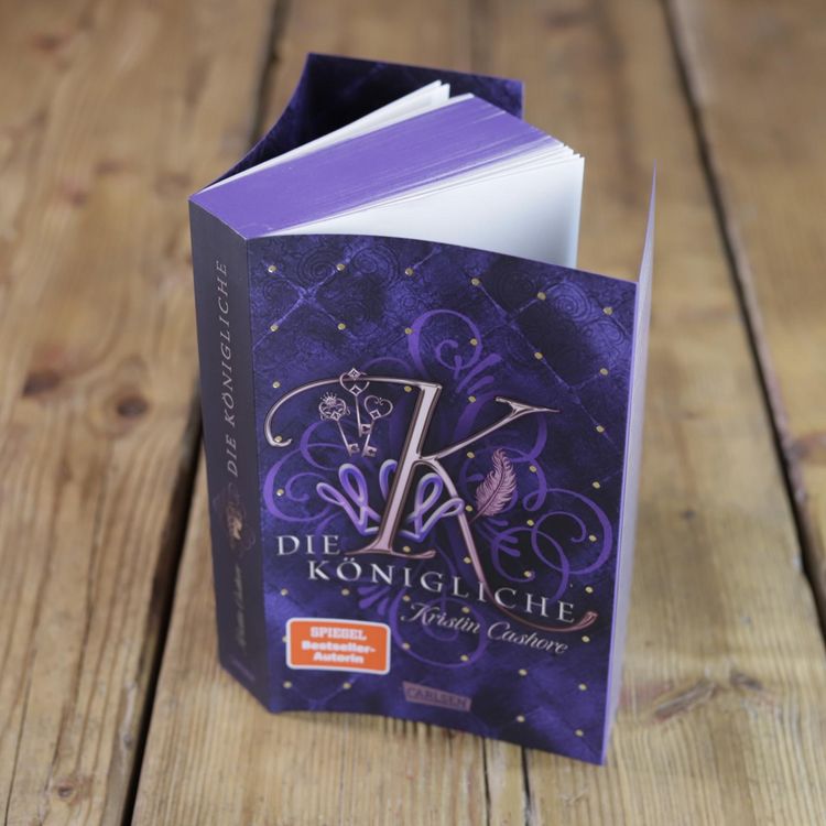 Produktbild: Die K&ouml;nigliche (Die sieben K&ouml;nigreiche 3)