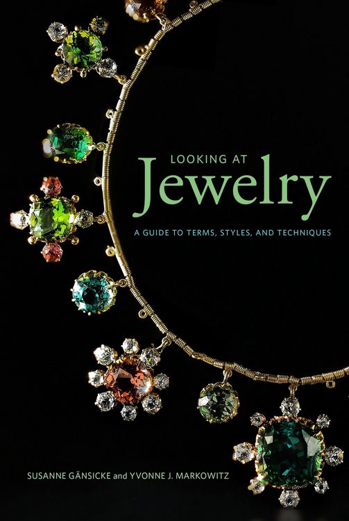 Produktbild: Looking at Jewelry