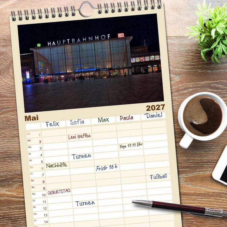 Produktbild: Familienplaner 2027 - K&ouml;ln bei Nacht mit 5 Spalten (Wandkalender, 21 x 45 cm) CALVENDO