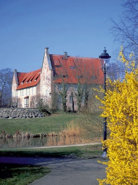Produktbild: CALVENDO Puzzle Burg Bederkesa aus dem 12. Jahrhundert | 1000 Teile Lege-Gr&ouml;&szlig;e 64x48cm Foto-Puzzle f&uuml;r gl&uuml;ckliche Stunden