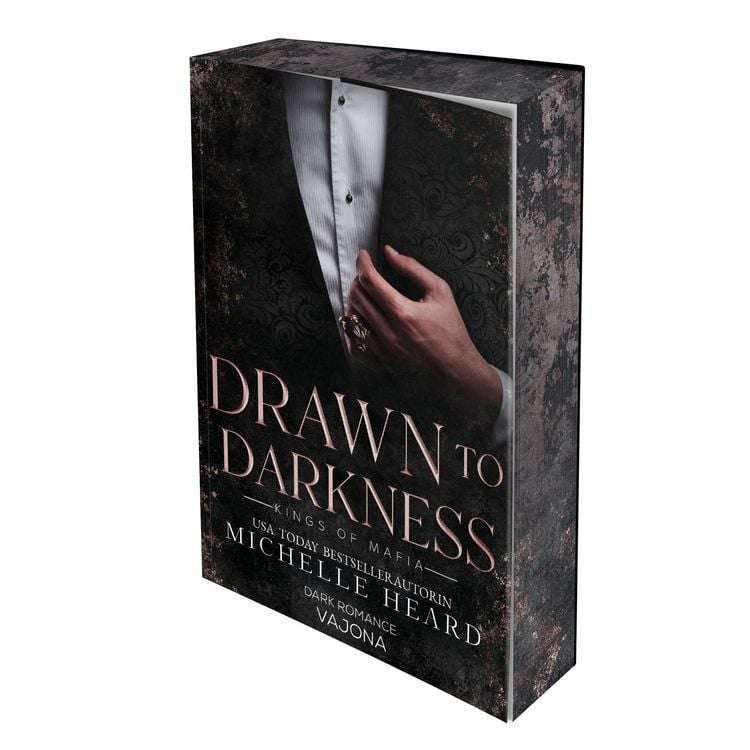 Produktbild: Drawn to Darkness (Kings of Mafia 4)