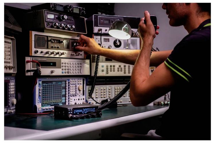 Produktbild: Midland 8001 Pro SSB CB-Funkger&auml;t C1633 CB-Funkger&auml;t