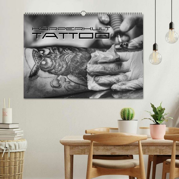 Produktbild: K&ouml;rperkult Tattoo (Wandkalender 2026 DIN A2 quer), CALVENDO Monatskalender