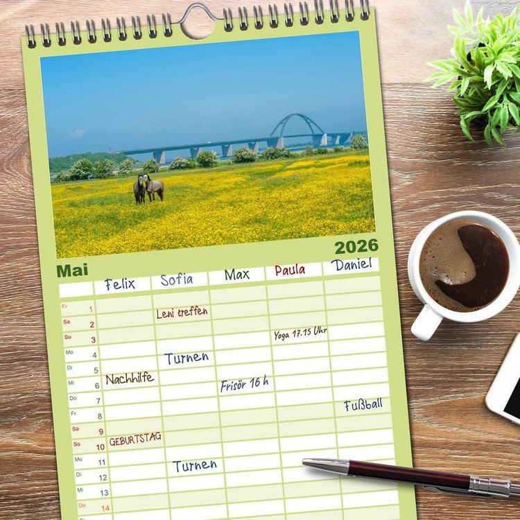 Produktbild: Familienplaner 2026 - Fehmarn - "fe mer" nat&uuml;rlich "am Meer gelegen" mit 5 Spalten (Wandkalender, 21 x 45 cm) CALVENDO