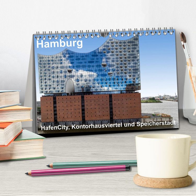 Produktbild: Hamburg. HafenCity, Kontorhausviertel und Speicherstadt. (Tischkalender 2026 DIN A5 quer), CALVENDO Monatskalender