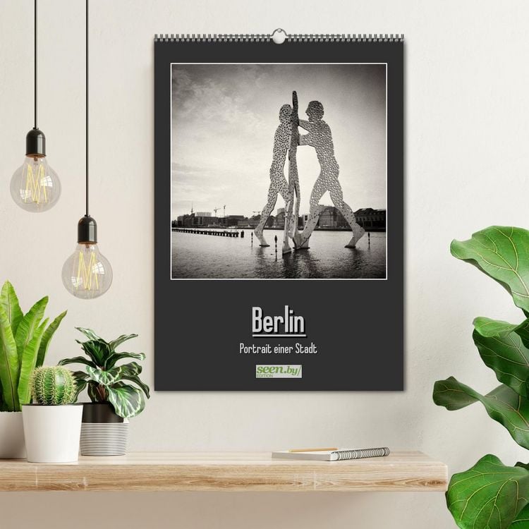 Produktbild: Berlin - Portrait einer Stadt (Wandkalender 2026 DIN A2 hoch), CALVENDO Monatskalender