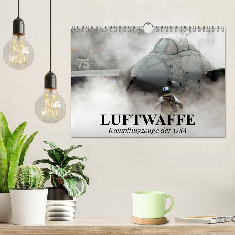 Produktbild: Luftwaffe. Kampfflugzeuge der USA (Wandkalender 2026 DIN A4 quer), CALVENDO Monatskalender