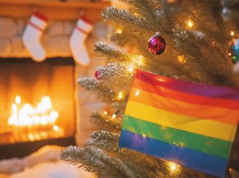 Produktbild: CALVENDO Puzzle Weihnachts-Pride - LGBTQ+ Stolz und Regenbogenfarben in der festlichen Jahreszeit | 2000 Teile Lege-Gr&ouml;&szlig;e 90x67cm Foto-Puzzle f&uuml;r gl&uuml;ckliche Stunden