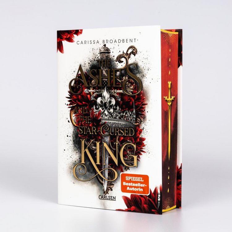 Produktbild: The Ashes and the Star-Cursed King (Crowns of Nyaxia 2)
