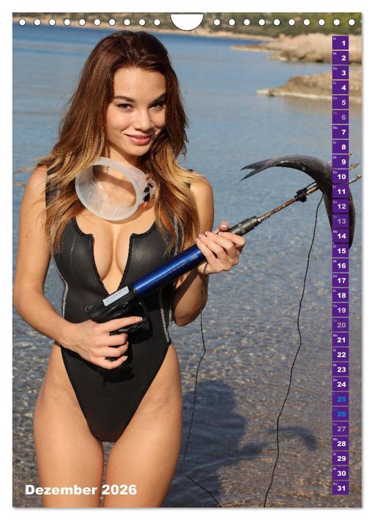 Produktbild: Beauties im Badeanzug (Wandkalender 2026 DIN A4 hoch), CALVENDO Monatskalender