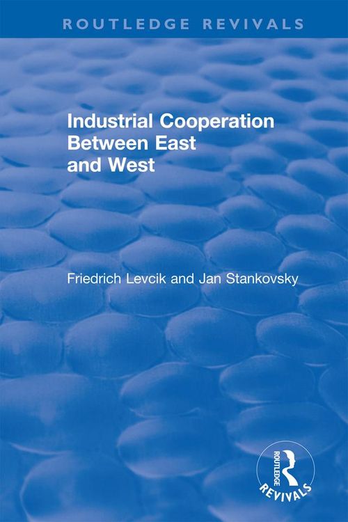 Produktbild: Industrial Cooperation between East and West