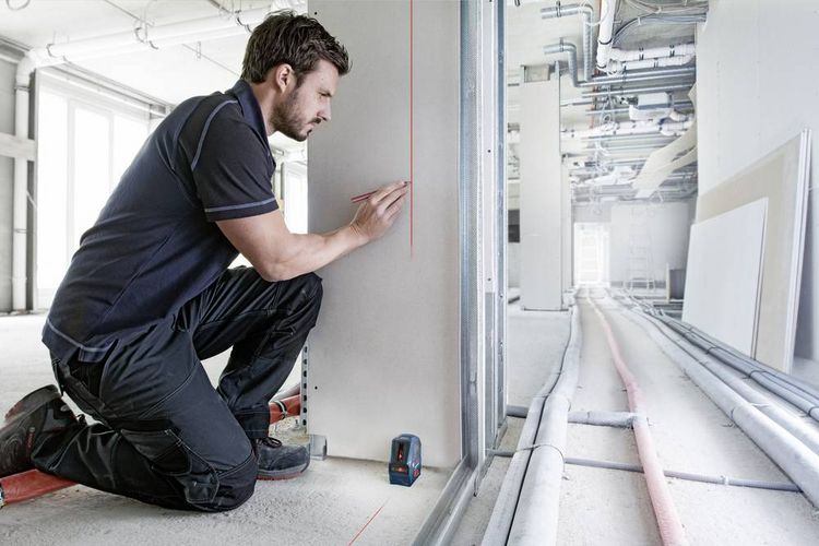 Produktbild: Bosch Professional GLL 2-10 Linienlaser selbstnivellierend, inkl. Tasche Reichweite (max.): 10 m
