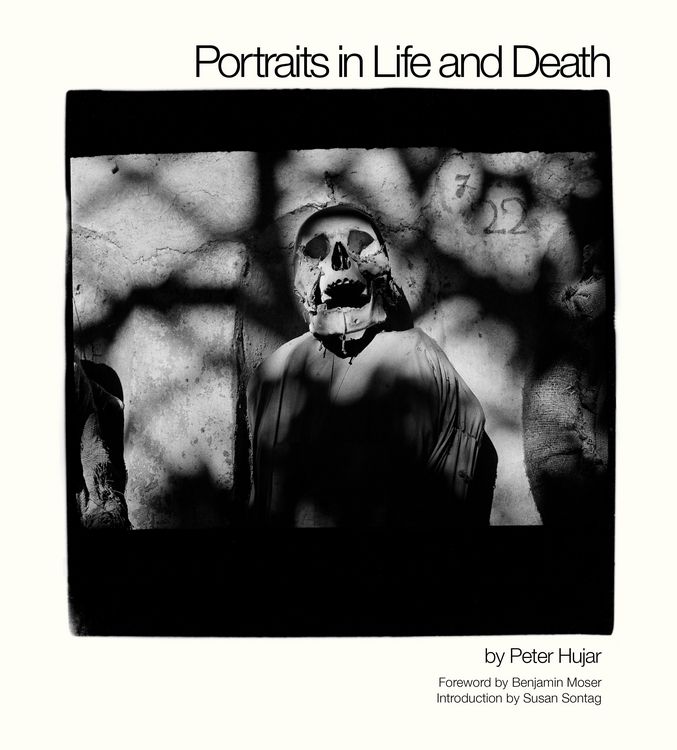 Produktbild: Portraits in Life and Death