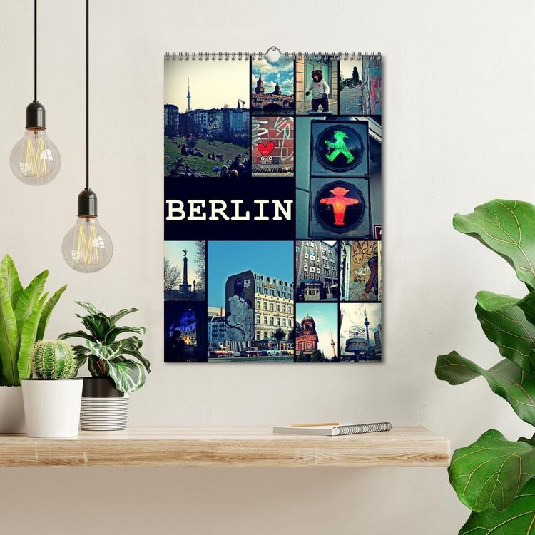 Produktbild: BERLIN / vertikal (Wandkalender 2027 DIN A3 hoch), CALVENDO Monatskalender