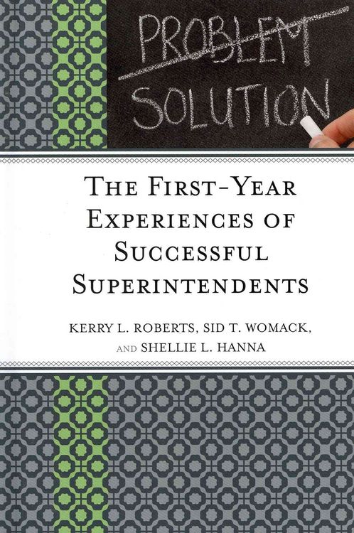 Produktbild: First-Year Experiences of Successful Superintendents