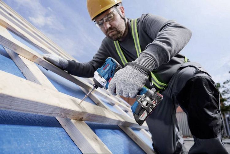 Produktbild: Bosch Professional GDR 18V-215 06019N2002 Akku-Drehschlagschrauber 215 Nm 18 V Anzahl mitgelieferte Akkus 2 4.0 Ah