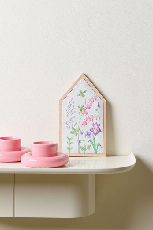 Produktbild: Stickpackung Vorgezeichnet, Fr&uuml;hlingswiese // Haus M, 12,5 x 22,5 cm