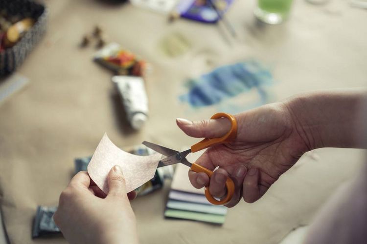 Produktbild: FISKARS Schere Classic Hobbyschere 13 cm Rechtsh&auml;nder + Linksh&auml;nder