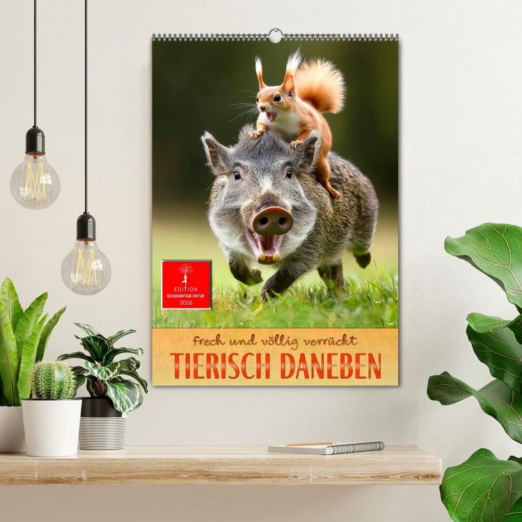 Produktbild: Tierisch daneben - frech und v&ouml;llig verr&uuml;ckt (Wandkalender 2026 DIN A2 hoch), CALVENDO Monatskalender