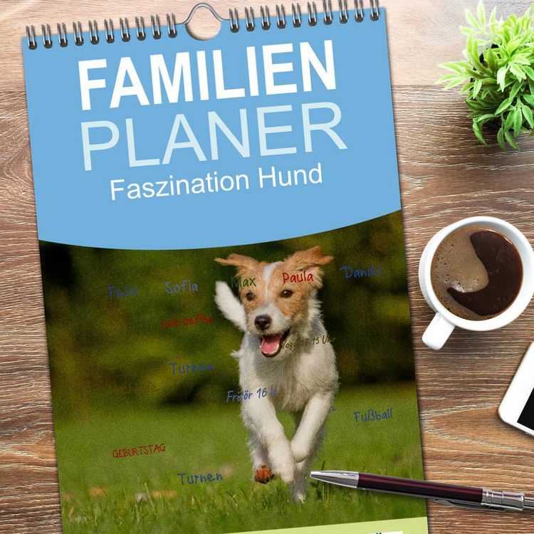 Produktbild: Familienplaner 2026 - Faszination Hund mit 5 Spalten (Wandkalender, 21 x 45 cm) CALVENDO
