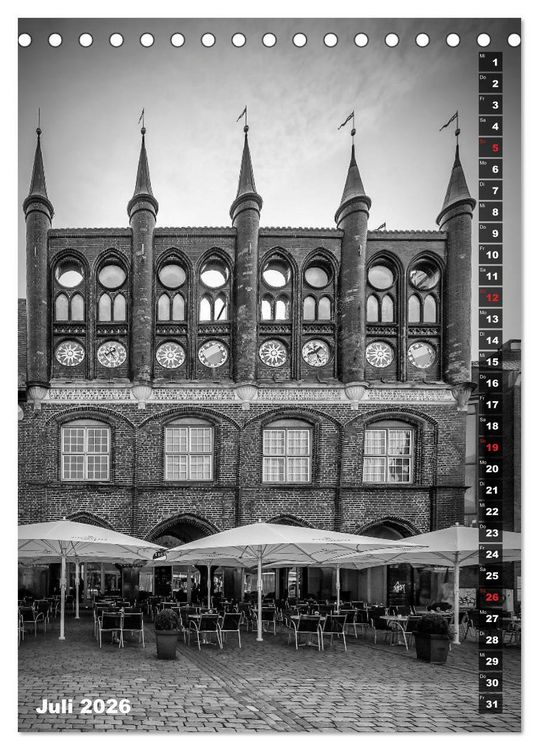 Produktbild: L&Uuml;BECK Monochrome Momente (Tischkalender 2026 DIN A5 hoch), CALVENDO Monatskalender
