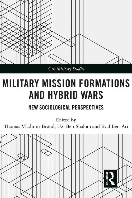 Produktbild: Military Mission Formations and Hybrid Wars