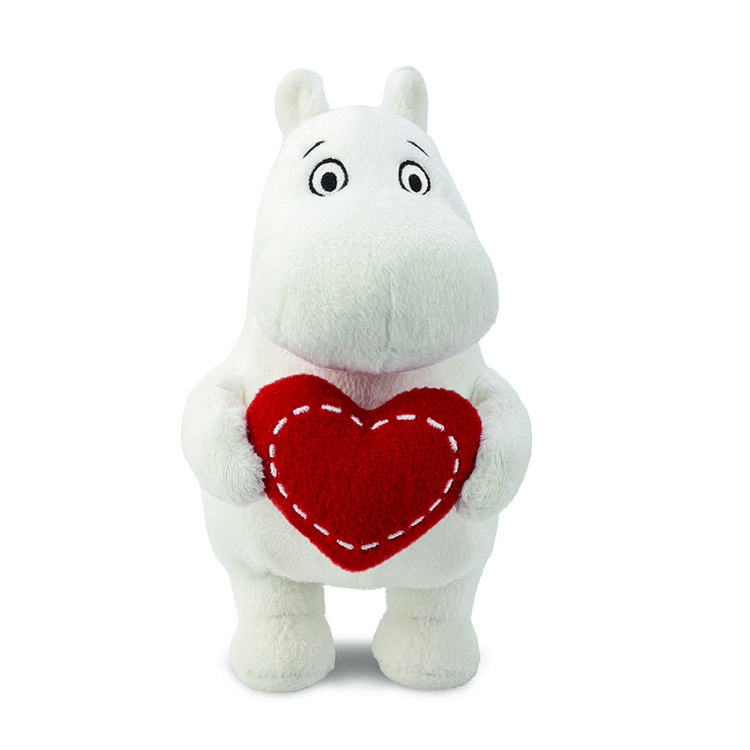 Produktbild: Aurora 61554 - Moomin Standing with Heart, Mumin-Pl&uuml;schfigur, ca. 17 cm