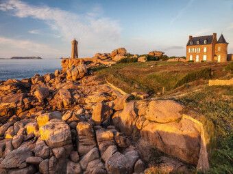 Produktbild: CALVENDO Puzzle Ploumanach Leuchtturm in der Bretagne, Frankeich | 1000 Teile Lege-Gr&ouml;&szlig;e 64x48cm Foto-Puzzle f&uuml;r gl&uuml;ckliche Stunden