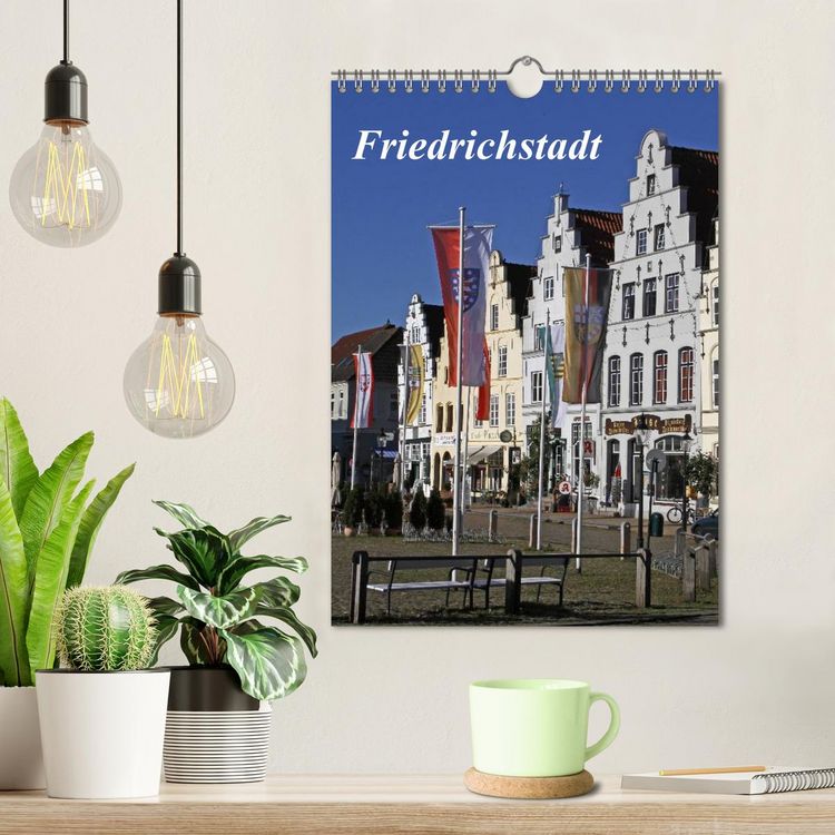Produktbild: Friedrichstadt (Wandkalender 2026 DIN A4 hoch), CALVENDO Monatskalender