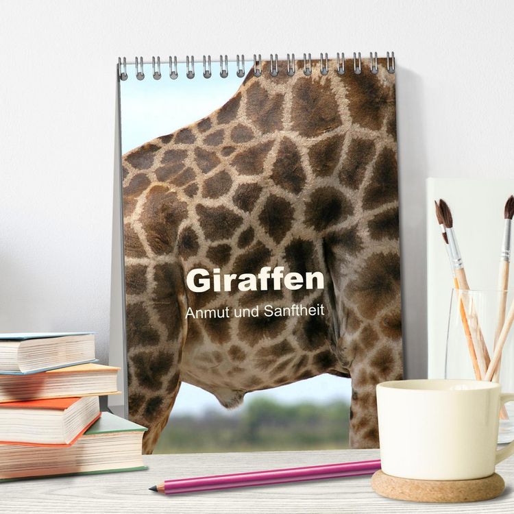 Produktbild: Giraffen - Anmut und Sanftheit (Tischkalender 2026 DIN A5 hoch), CALVENDO Monatskalender