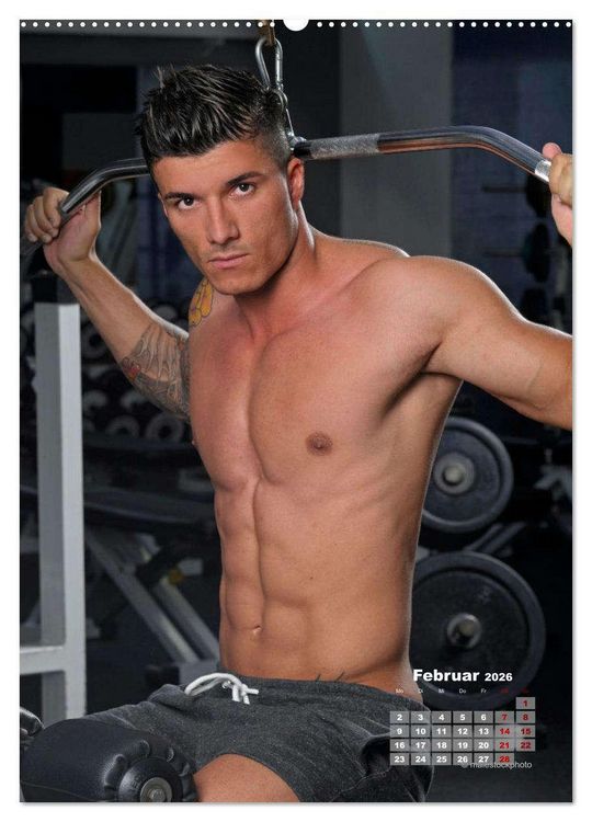 Produktbild: Nachts im Fitness (Wandkalender 2026 DIN A2 hoch), CALVENDO Monatskalender